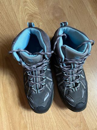 Botas de montaña mujer
