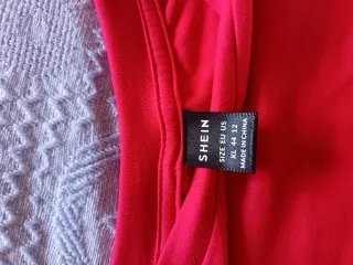 Camisa roja corta