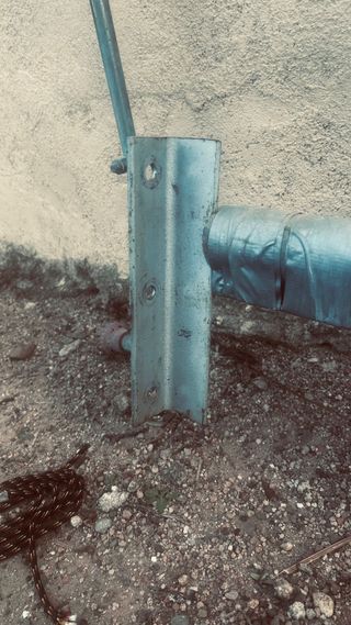 Barra fumigar T metálica