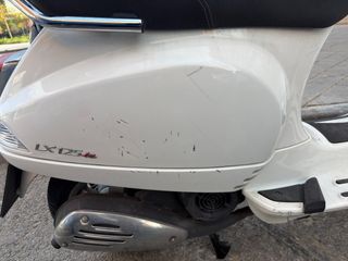 Vespa LX 125 ie Blanca