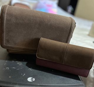 Mala elegante senhora castanha