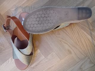 Sandalias XTI Talla 37 Doradas