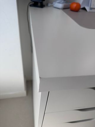 Escritorio y Silla Oficina, medida 120 * 60 * 74