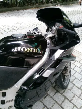 Honda VFR 750 RC36 1992