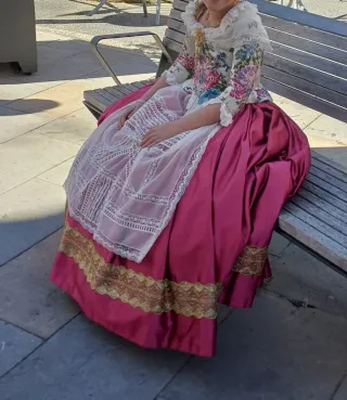Traje de Fallera