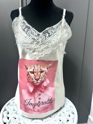 Conjunto  LOTE LA PRESUMIDA sin estrenar Talla S