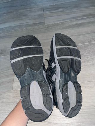 Scarpe Asics N.40 Ottime Condizioni