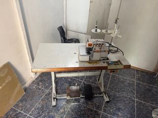 Máquina de coser Siruba industrial