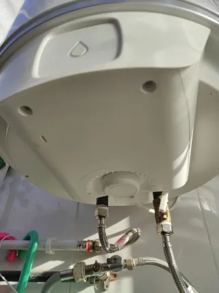 Calentador de agua eléctrico