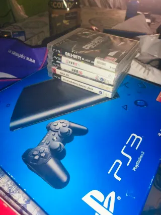Consola PS3 + Mando + 5 Juegos