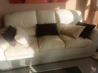 Sofá 3 plazas polipiel beige/blanco roto