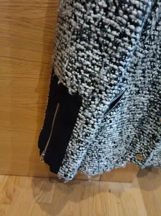 Abrigo Hongo Negro/Blanco Talla M