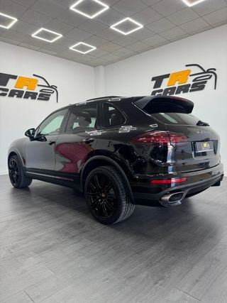 Porsche Cayenne 2016
