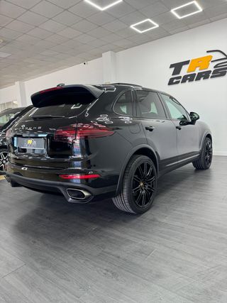 Porsche Cayenne 2016