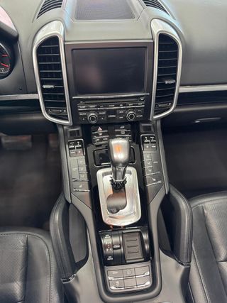 Porsche Cayenne 2016