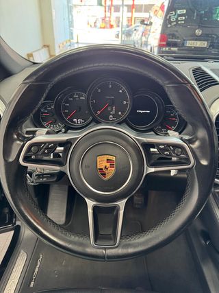 Porsche Cayenne 2016