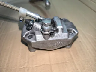 Freno delantero  completo Derbi GPR 49 2T