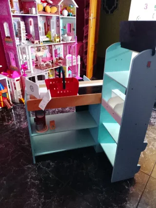 Tienda infantil con accesorios