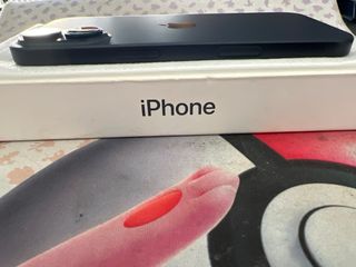 iPhone 16 Negro 128 GB - Como nuevo - Bateria 100%