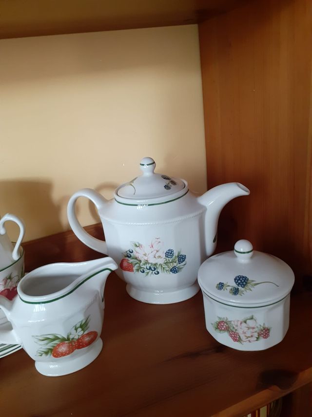 Completo, 17 piezas, juego de té / café Churchill