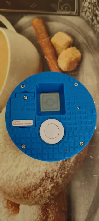 Cyber Superball Pokémon Tamagotchi