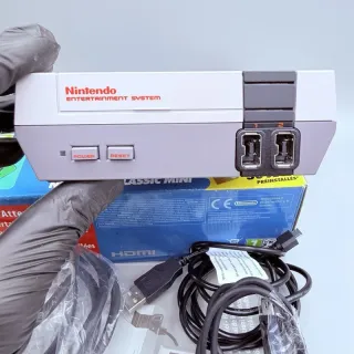 Nintendo NES Classic Mini Console