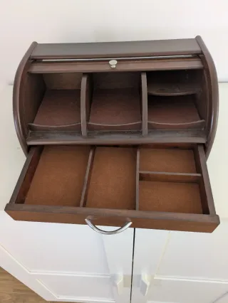 Joyero de madera con cajón