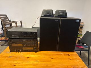 Equipo Rotel Hi-Fi con 4 altavoces