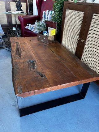 Mesa de centro única - Traviesas de tren y acero