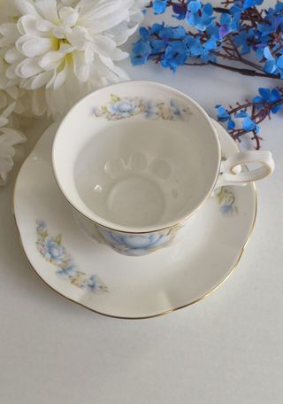 Taza y platillo porcelana inglesa