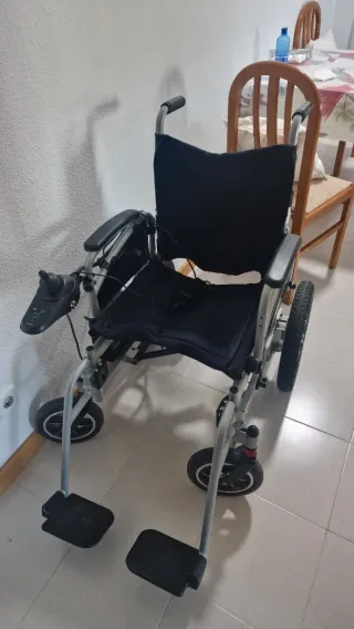 Silla de ruedas con motor