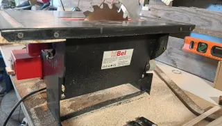 Sierra de mesa para carpintería