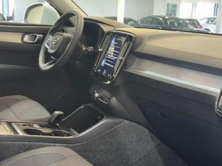Volvo XC40 1.5 T2 Essential Auto