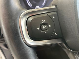 Volvo XC40 1.5 T2 Essential Auto