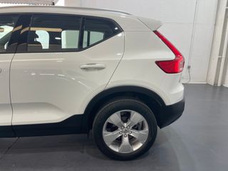 Volvo XC40 1.5 T2 Essential Auto