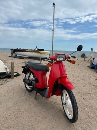 Honda Scoopy 75cc
