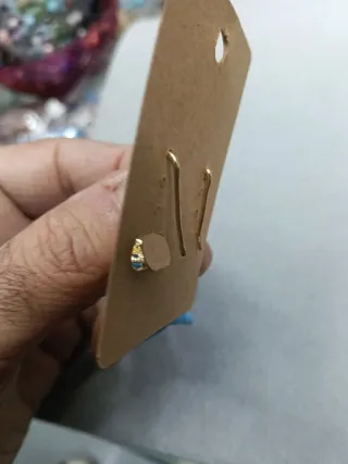 Orecchini corno blu con corona dorata