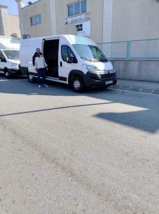 Servicios de mudanza, vaciados y limpieza de pisos