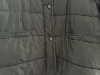 Cazadora Zara acolchada verde oliva