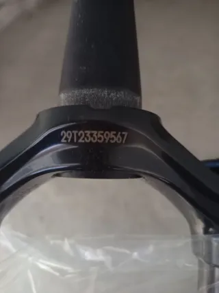 Horquilla Rock Shox Revelation RC 29 Nueva