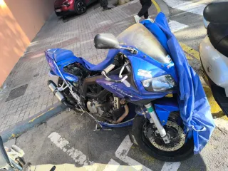 Suzuki SV650S 2008 y Bandit 400