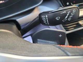 SEAT Leon 2.0 TDI. FR. Automatico