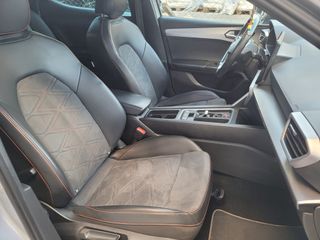 SEAT Leon 2.0 TDI. FR. Automatico