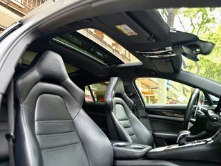 Porsche Panamera 2021