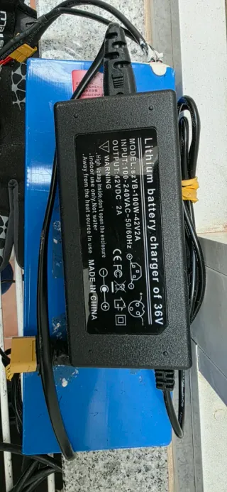 Batería Litio 36V 260W con cargador