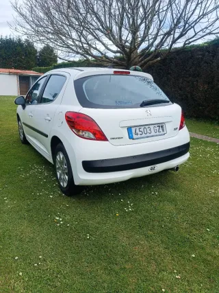 Peugeot 207 2010 1.4 HDI 70cv