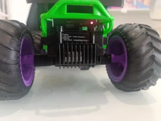 Coche teledirigido Grave Digger Monster Jam