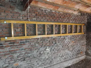Escalera de madera