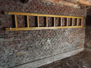Escalera de madera