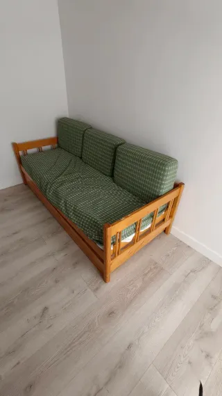Sofá cama madera y tela